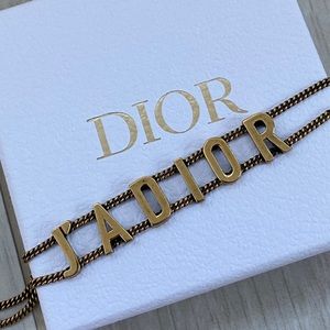J’Adior signature choker